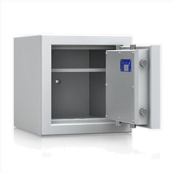 geöffneter, leerer Tresor mit einem Fachboden