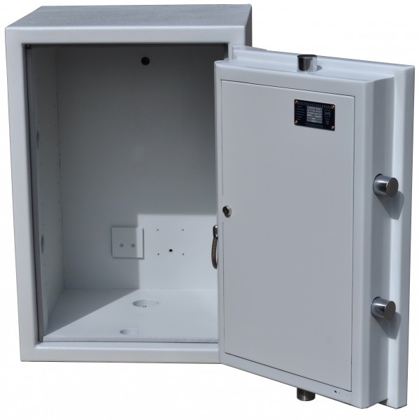 geöffneter Gebrauchttresor mit ausgefahrenen Riegelwerk und massiven Bolzen